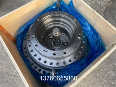 柳工CLG920D行走牙箱